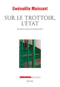 16203028320_Sur-le-trottoir-l-Etat.jpg