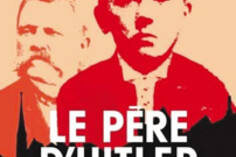 16614205140_Le-pere-dHitler.jpg